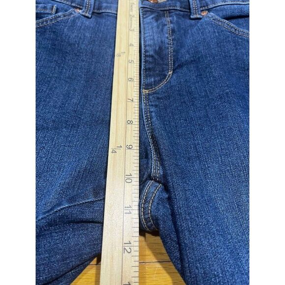 Gloria Vanderbilt Jeans Women's Size 6S Short Blue Denim Amanda Mid Rise - Picture 8 of 9